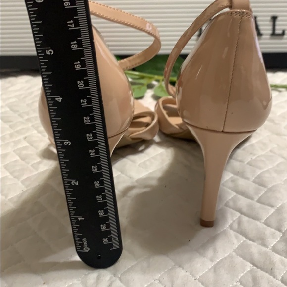 Nude sandals - Picture 6 of 6